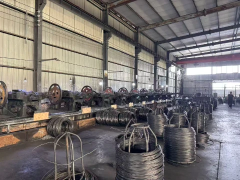 先進的な釘製造装置