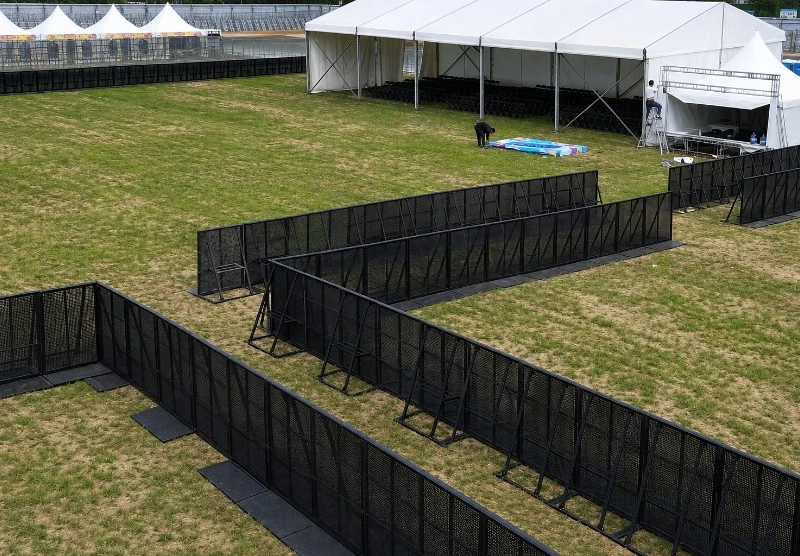 イベント群衆バリアレイアウトおよびゾーニングシステム